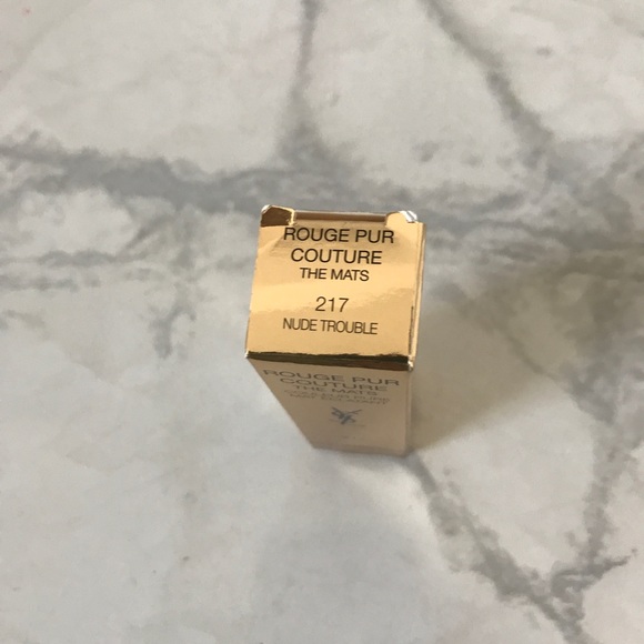 Yves Saint Laurent lipstick - Picture 5 of 10